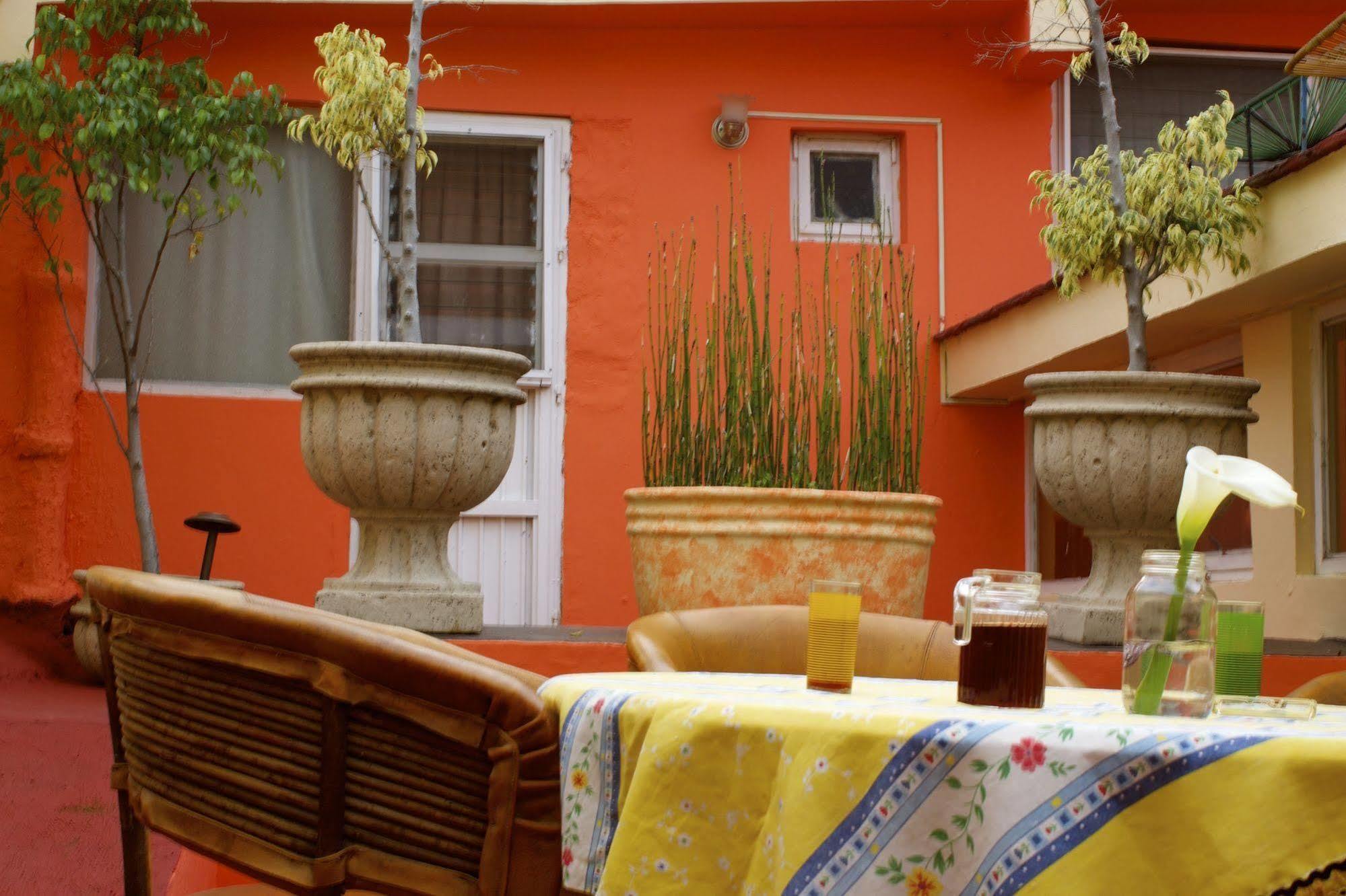 Bed and Breakfast Residencia Los Angeles Guadalajara Exterior foto